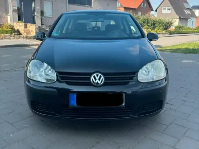 Gebraucht VW Golf IV 90 PS (66 kW) 2004 Schwarz Limousine