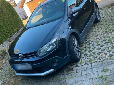 Gebraucht VW Polo Cross 90 PS (66 kW) 2011 Schwarz Kleinwagen
