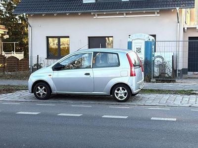Gebraucht Daihatsu Cuore Plus 58 PS (42 kW) 2003 Grau Kleinwagen