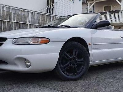 Gebraucht Chrysler Stratus 163 PS (119 kW) 1996 Weiß Cabrio