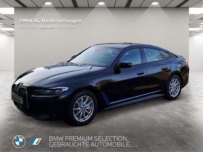 Second-hand BMW i4 Sport Line 250 kW (340 CP) 2023 Negru Berlinǎ