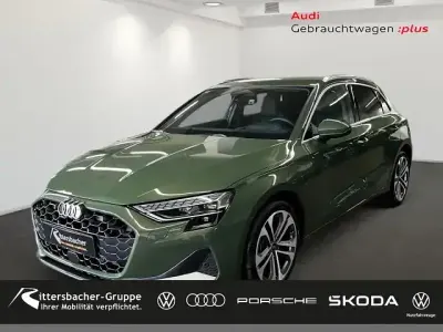 Gebraucht Audi A3 Sportback e-tron Comfort 204 PS (150 kW) 2025 Distriktgrün metallic Kleinwagen