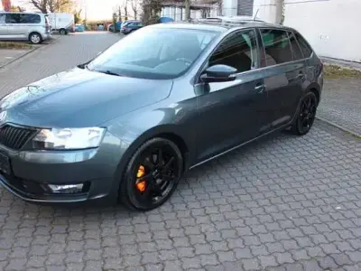 Gebraucht Skoda Rapid Ambition 110 PS (80 kW) 2018 Grau (metallic) Kleinwagen