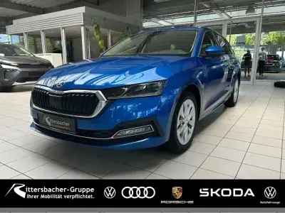 Gebraucht Skoda Octavia Style 150 PS (110 kW) 2023 Raceblau metallic Kombi