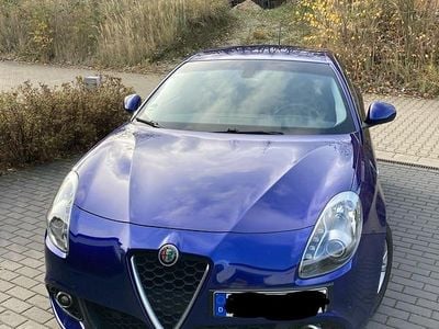Gebraucht Alfa Romeo Giulietta 120 PS (88 kW) 2019 Blau Kleinwagen
