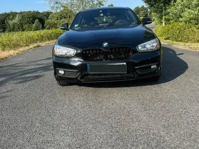 Gebraucht BMW 116 Advantage 109 PS (80 kW) 2016 Schwarz Kleinwagen