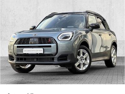 Grün Gebraucht 2024 Mini Countryman Classic SUV | 33.250 € (Superpreis)