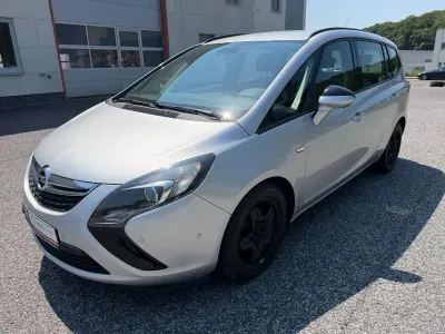Gebraucht Opel Zafira Tourer Edition 120 PS (88 kW) 2012 Silber Van / Kleinbus