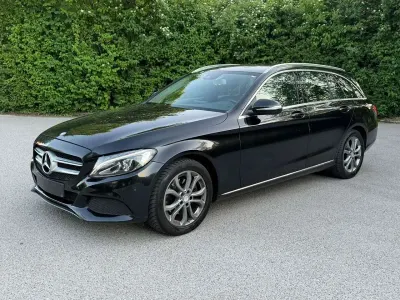 Gebraucht Mercedes C220 Avantgarde 170 PS (125 kW) 2014 Schwarz Limousine