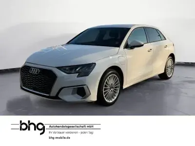 Second-hand Audi A3 Sportback e-tron Advanced 109 CP (80 kW) 2023 Alb Hatchback