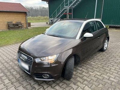 Second-hand Audi A1 Attraction 86 CP (63 kW) 2011 Maro Hatchback