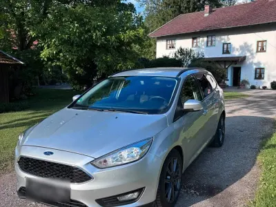 Gebraucht Ford Focus 150 PS (110 kW) 2015 Silber Kombi