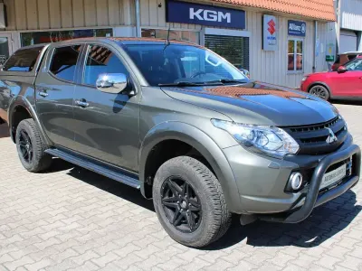 Begagnad Mitsubishi L200 Diamant Edition 181 HK (133 kW) 2019 Grön Pickup