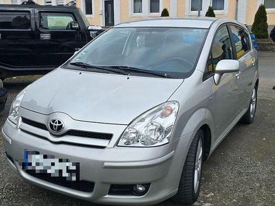 Usata Toyota Corolla Verso 136 CV (100 kW) 2006 Argento Monovolume
