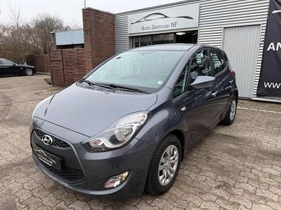 Gebraucht Hyundai ix20 Classic 90 PS (66 kW) 2016 Grau Kleinwagen