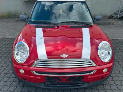 Używany Mini Cooper 116 KM (85 kW) 2003 Czerwony Hatchback