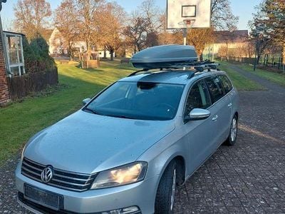 Silber Gebraucht 2013 VW Passat Trendline Limousine | 6.990 € (Fairer Preis)