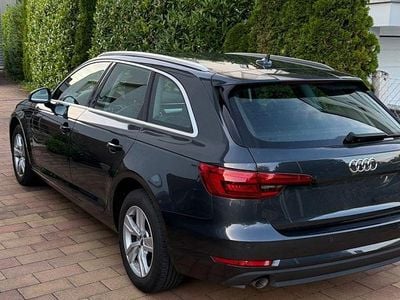Grau Gebraucht 2016 Audi A4 S-Line Kombi | 17.900 € (Guter Preis)