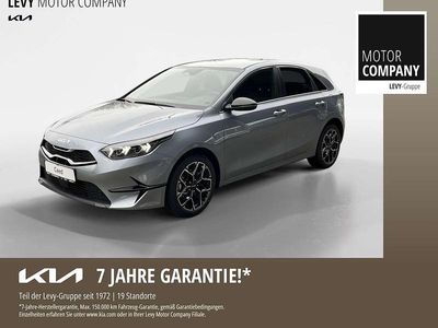 Neu Kia Ceed 101 PS (74 kW) 2025 Lunarsilber metallic Kleinwagen