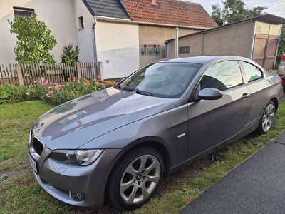 Gebraucht 2007 BMW 320 Coupé | 11.000 € (Teuer)