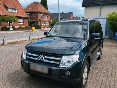 Gebraucht Mitsubishi Pajero 170 PS (125 kW) 2007 Grün SUV