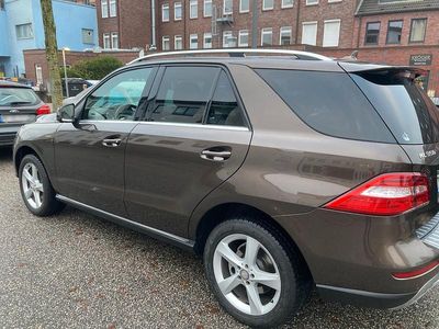 Gebraucht Mercedes ML350 258 PS (189 kW) 2014 Braun SUV