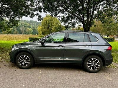 Gebraucht VW Tiguan 150 PS (110 kW) 2018 Grau SUV