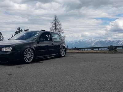 Gebraucht VW Golf R 241 PS (177 kW) 2002 Schwarz Coupé