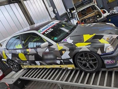 Gebraucht BMW 318 148 PS (108 kW) 1996 Violet Coupé