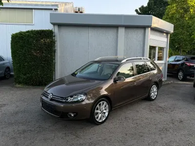 Gebraucht VW Golf VI 105 PS (77 kW) 2010 Braun Kleinwagen