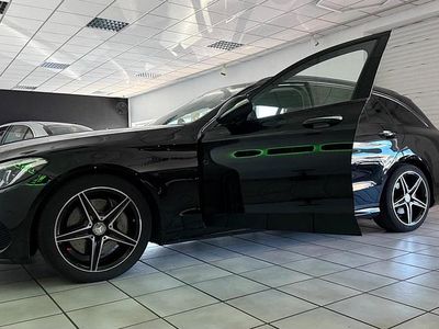 Gebraucht Mercedes C250 AMG 204 PS (150 kW) 2015 Schwarz Kombi