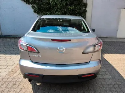 Gebraucht Mazda 3 105 PS (77 kW) 2011 Silber Limousine
