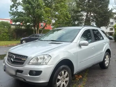 Gebraucht Mercedes ML280 190 PS (139 kW) 2007 Silber SUV