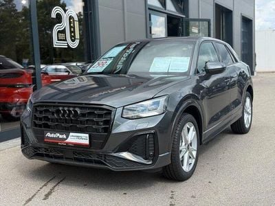Grau Neu 2025 Audi Q2 S-Line SUV | 34.490 € (Superpreis)