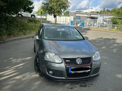 Gebraucht VW Golf V 115 PS (84 kW) 2004 Andere farben Kleinwagen