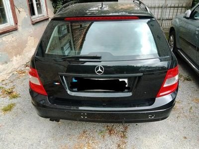 Mercedes C200