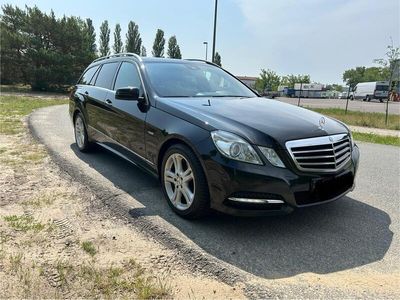 Mercedes E300