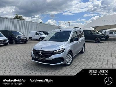 Mercedes EQT200