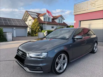 Gebraucht Audi A4 S-Line 177 PS (130 kW) 2013 Grau Kombi