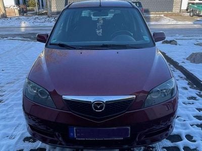 Gebraucht Mazda 2 Active 80 PS (58 kW) 2007 Rot Limousine