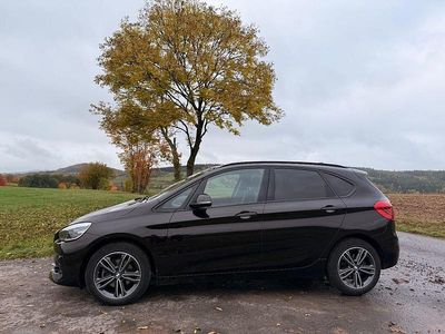 Gebraucht BMW 218 Active Tourer Sport Line 140 PS (102 kW) 2019 Braun Van / Kleinbus