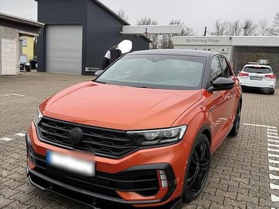 Second-hand VW T-Roc Individual 400 CP (294 kW) 2022 Portocaliu SUV