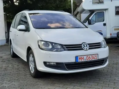 Gebraucht VW Sharan Trendline 170 PS (125 kW) 2010 Candyweiss Van / Kleinbus