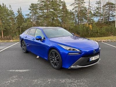 Gebraucht Toyota Mirai Luxury 182 PS (133 kW) 2021 Blau Limousine