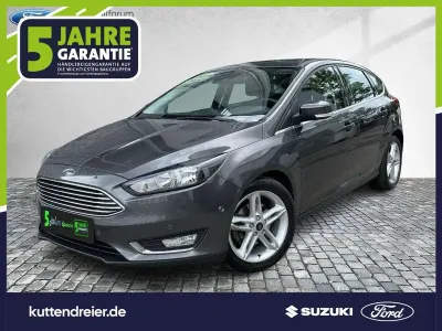 Gebraucht Ford Focus Titanium 182 PS (133 kW) 2015 Magneticgrau (metallic) Limousine