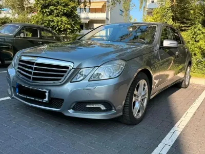 Gebraucht Mercedes E350 Avantgarde 231 PS (169 kW) 2010 Silber Limousine