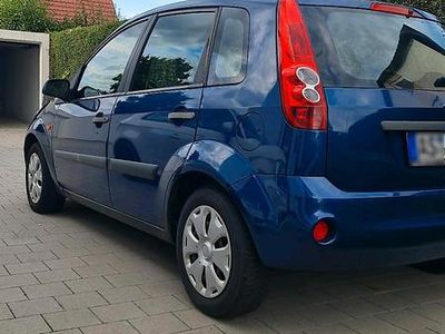 Gebraucht Ford Fiesta 80 PS (58 kW) 2007 Blau Kleinwagen