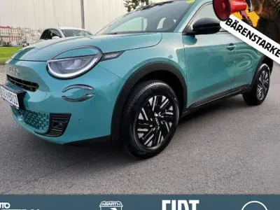 Gebraucht Fiat 600 110 PS (80 kW) 2026 Blau SUV