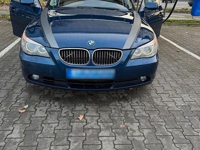 Gebraucht BMW 523 177 PS (130 kW) 2005 Blau Limousine