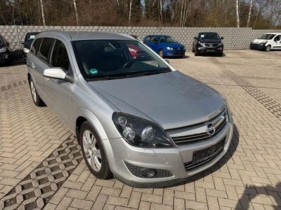 Gebraucht Opel Astra Selection 116 PS (85 kW) 2009 Grau Limousine